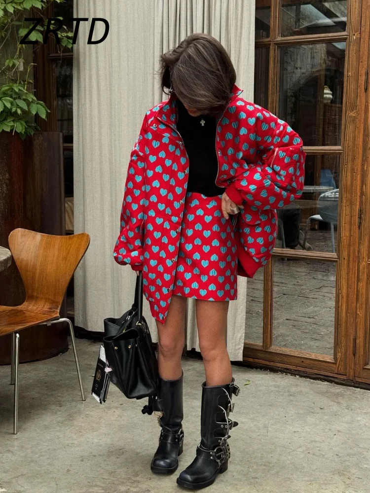 Conjunto de minifalda con estampado de corazón para mujer, chaqueta holgada de gran tamaño con cuello levantado y bolsillos con cremallera, faldas