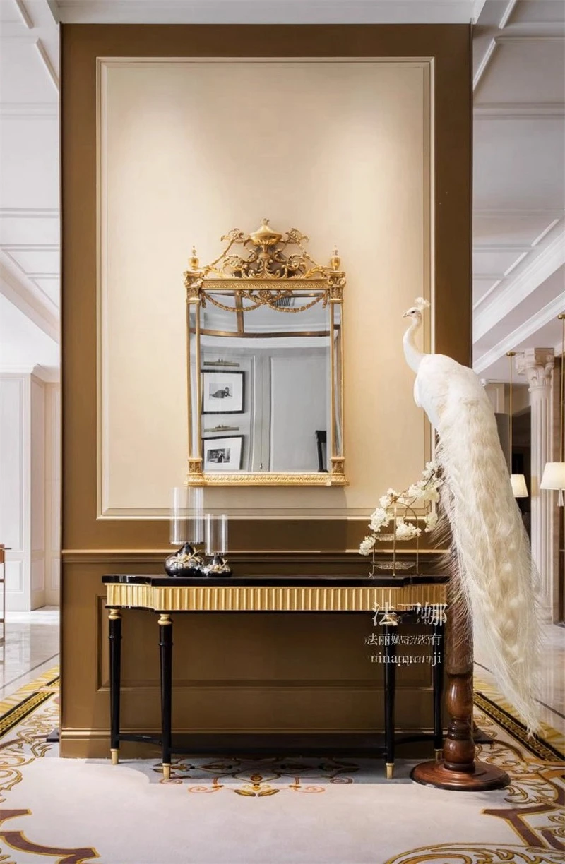 Hh2cc Neoclassical  entrance table  living room against the wall entrance table
