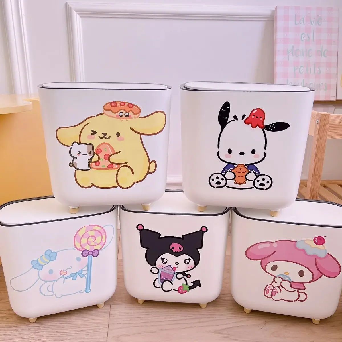 

Sanrio Kawaii My Melody Wastebasket Kuromi Cinnamoroll Anime Cartoon Fashionable Exquisite Household Bathroom Trash Can with Lid