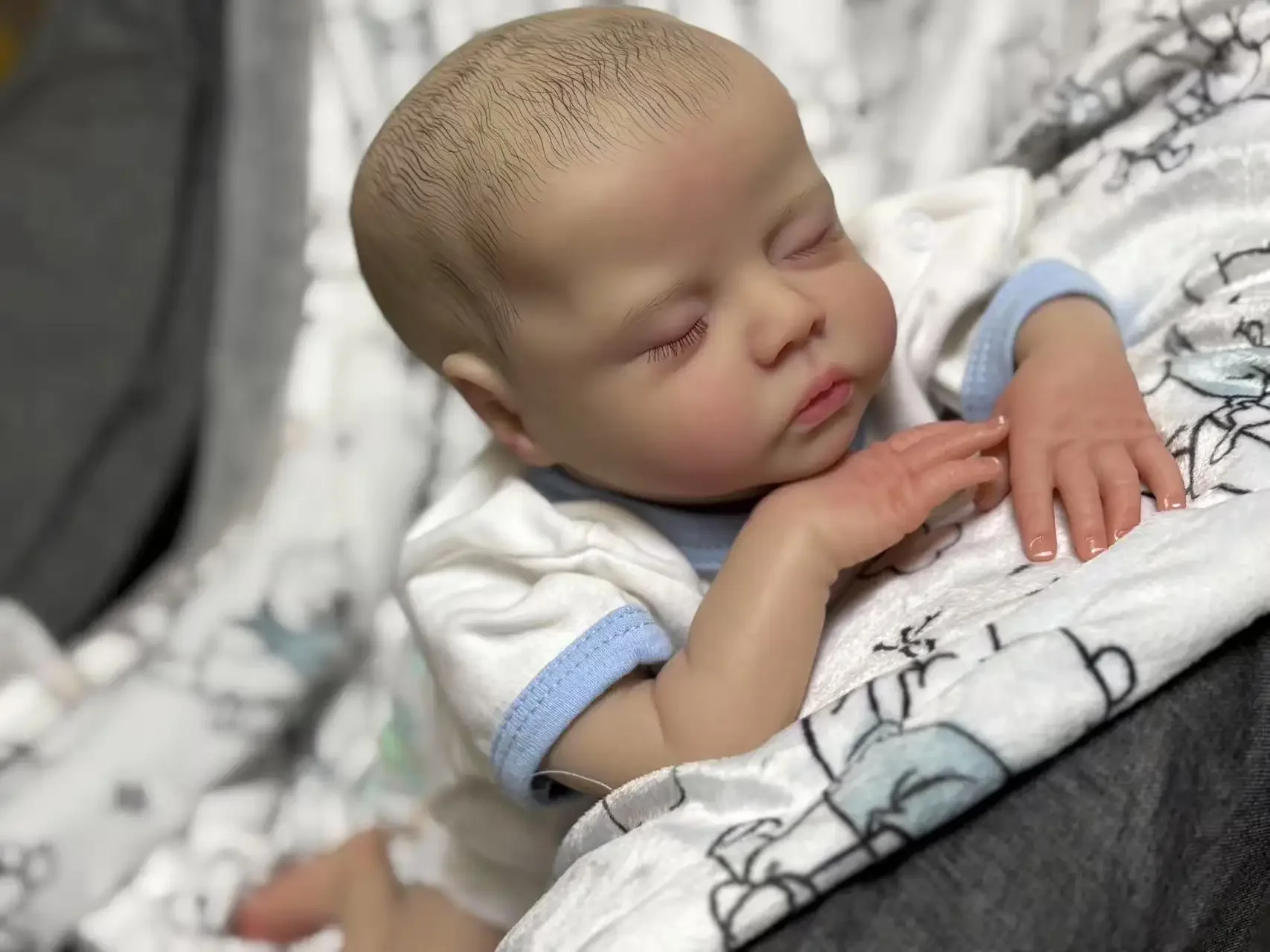 DLS مخصص محدود العرض 19 بوصة تولد من جديد الطفل Deliah مع الشعر المطلي دمية الانتهاء بالفعل مع فستان لطيف