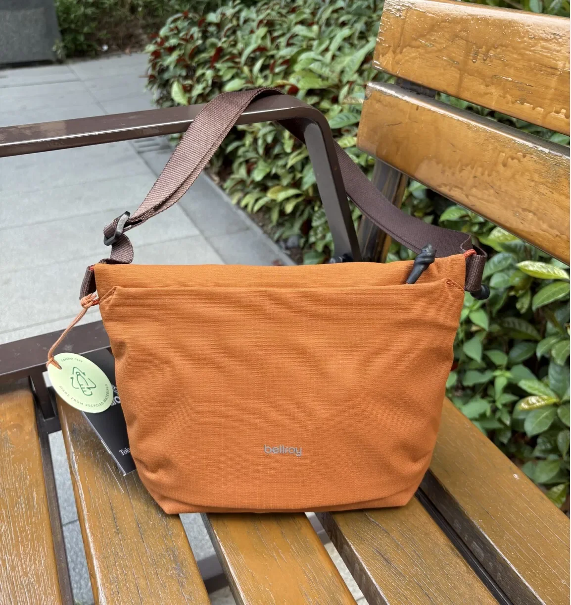 Lite Sacoche 3.5L Crossbody Bag Ultra-Light Commuter Shoulder Bag Unisex Casual Cycling Sling Daypack Laptop Purse