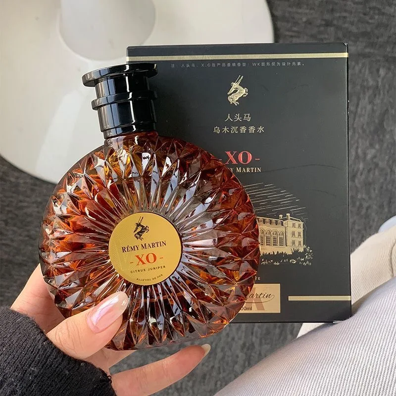 

Unisex Woody Perfume Classic Citrus Oud Agarwood Scent Long Lasting Cologne Male Charm Fragrance Elegant Body Spray
