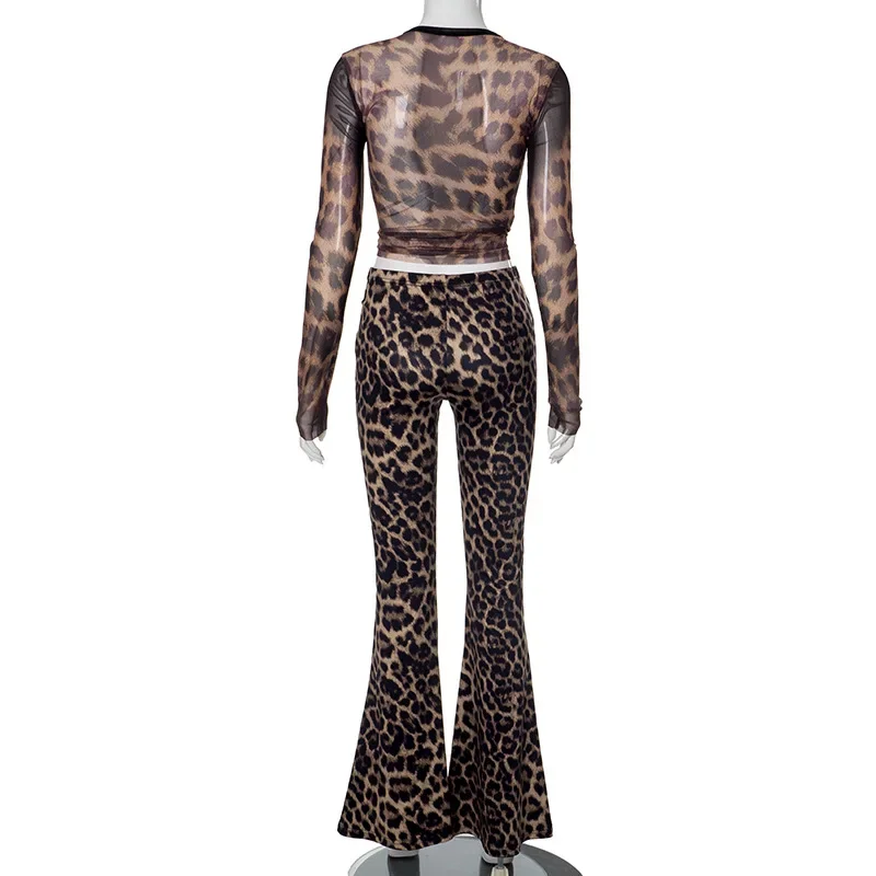 Set da donna sexy in due pezzi con stampa leopardata o-collo manica lunga vedere attraverso top corto in rete + pantaloni svasati a vita alta abiti da clubwear