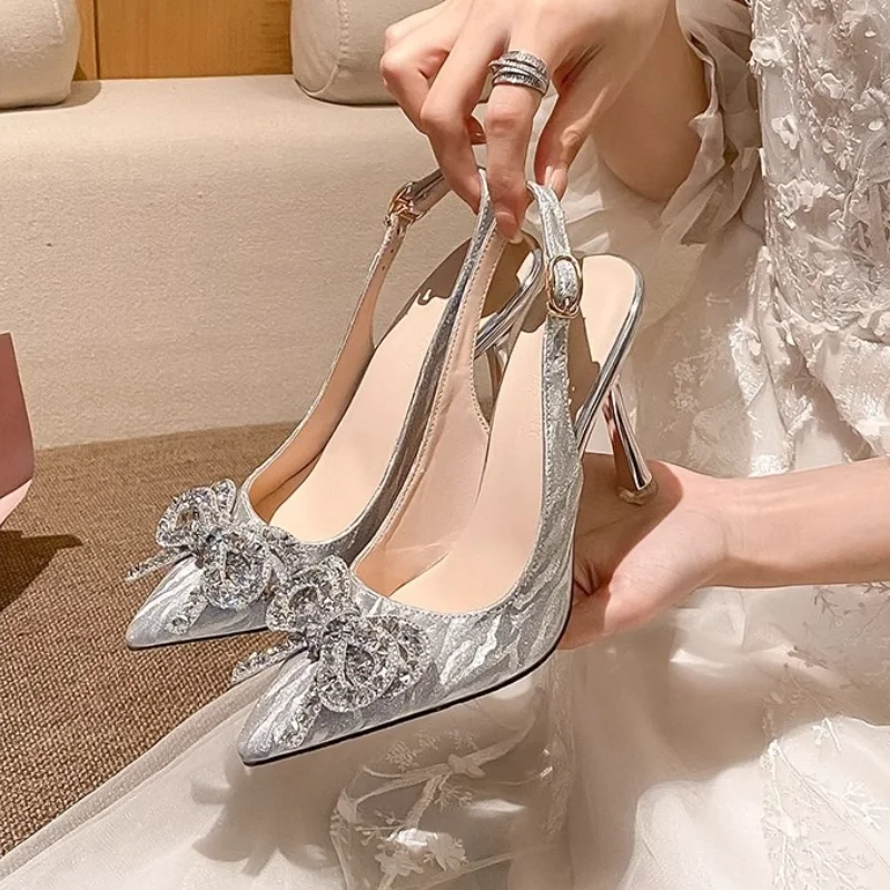 

2026 New Womens Shoes Exquisite Rhinestone Bow High Heeled Sandals for Woman Luxury Wedding Shoes Designer Shoes Sandalias Mujer