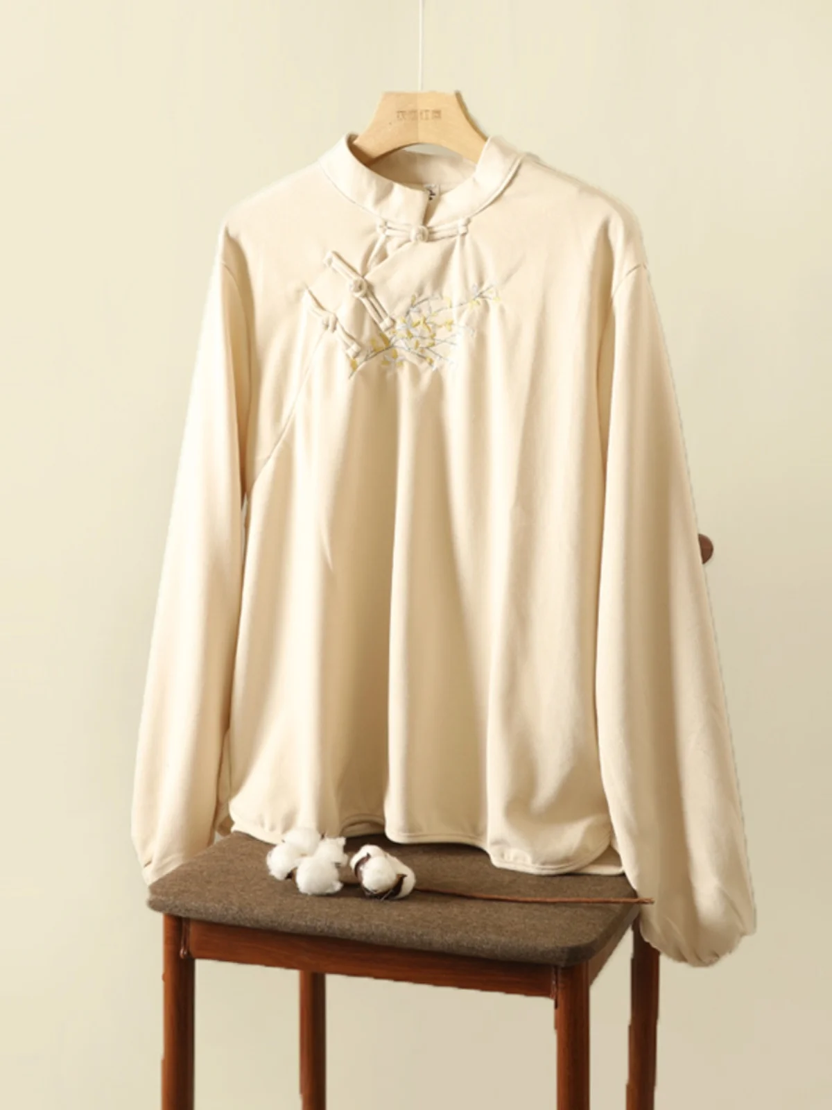 Retro Stand Collar largo Sve bordado irt talla grande mujer Faionable versátil modificado Top ropa de otoño