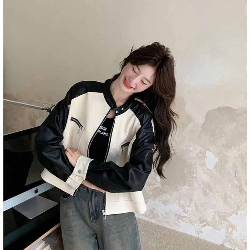 Jaqueta de Couro Feminina Vintage Estilo China-Chic com Contraste Preto e Branco, Design Solto, Manga Longa, Moda Primavera Outono
