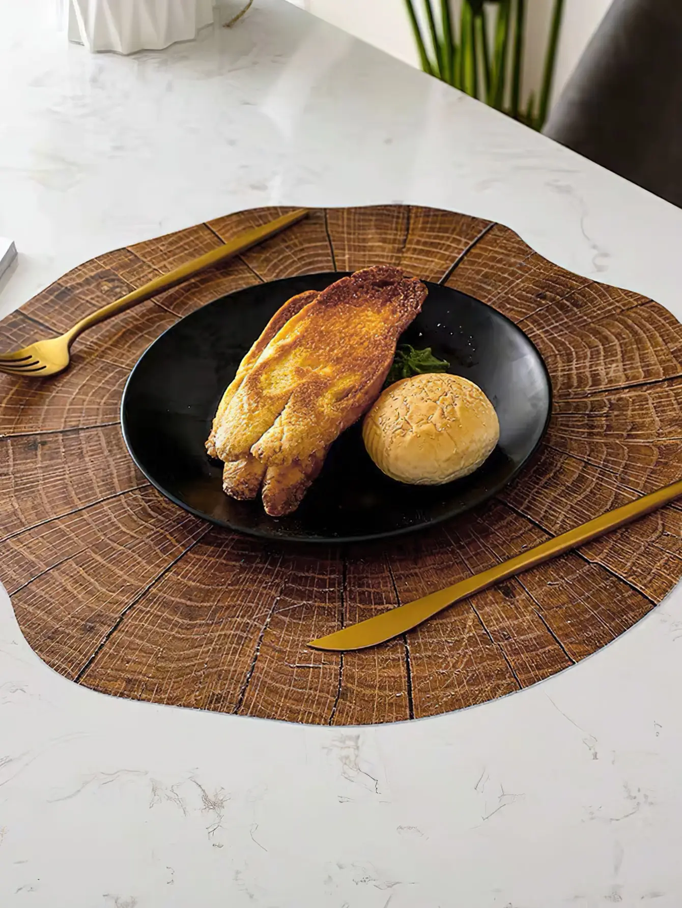 4pcs circular imitation wood grain dining mat, durable cup mat, PP material circular dining mat, table mat