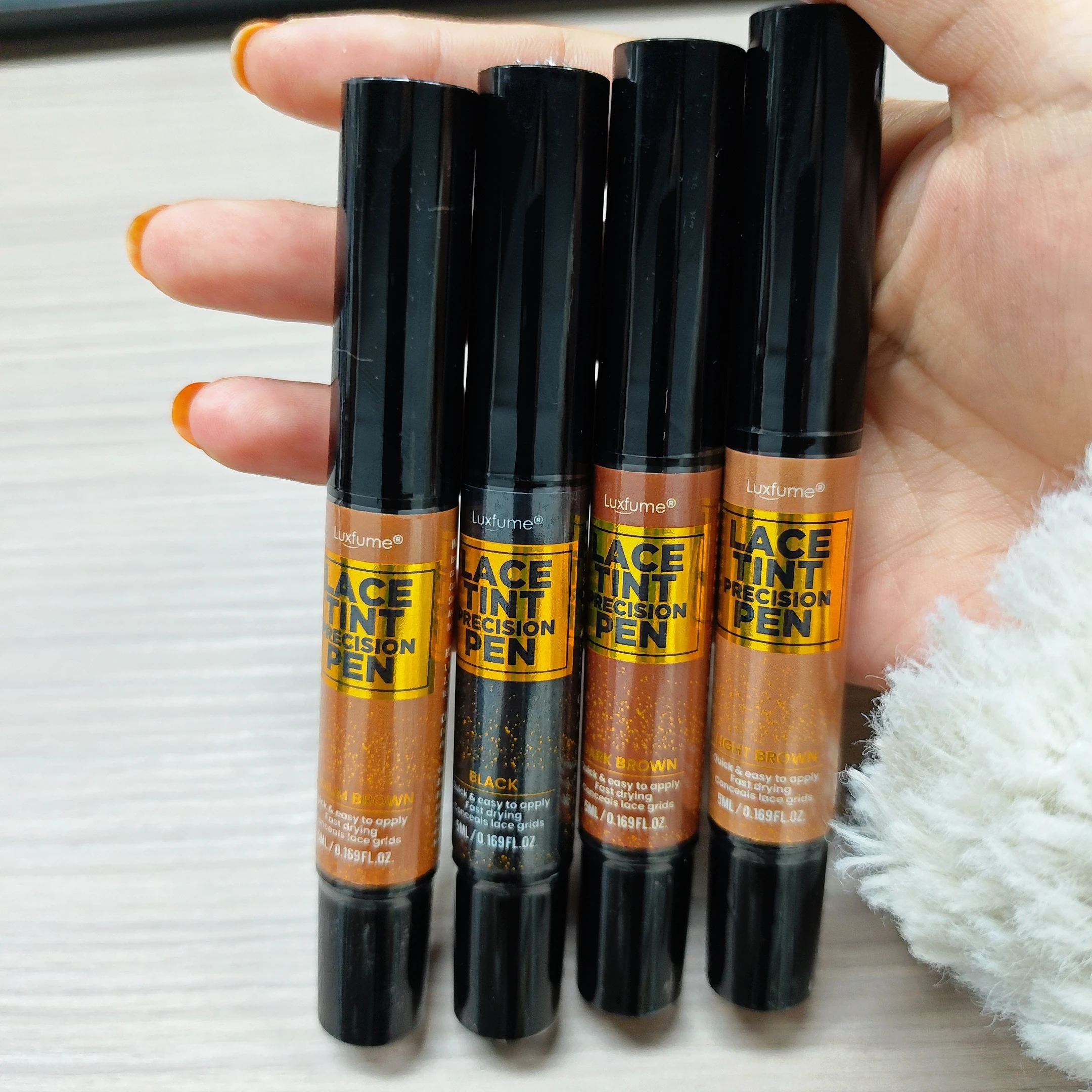 

5ml/0.169oz Wig Lace Dyeing Stick with Brush Waterproof Portable Lace Knot Concealer Light Brown Dark Brown Lace Tint