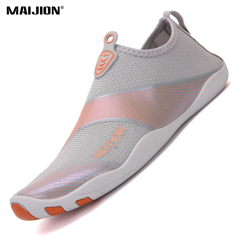 

Quick-Drying Water Shoes Unisex Seaside Beach Sock Barefoot Sneakers Men Swimming Upstream Sports Diving Aqua Shoes Women