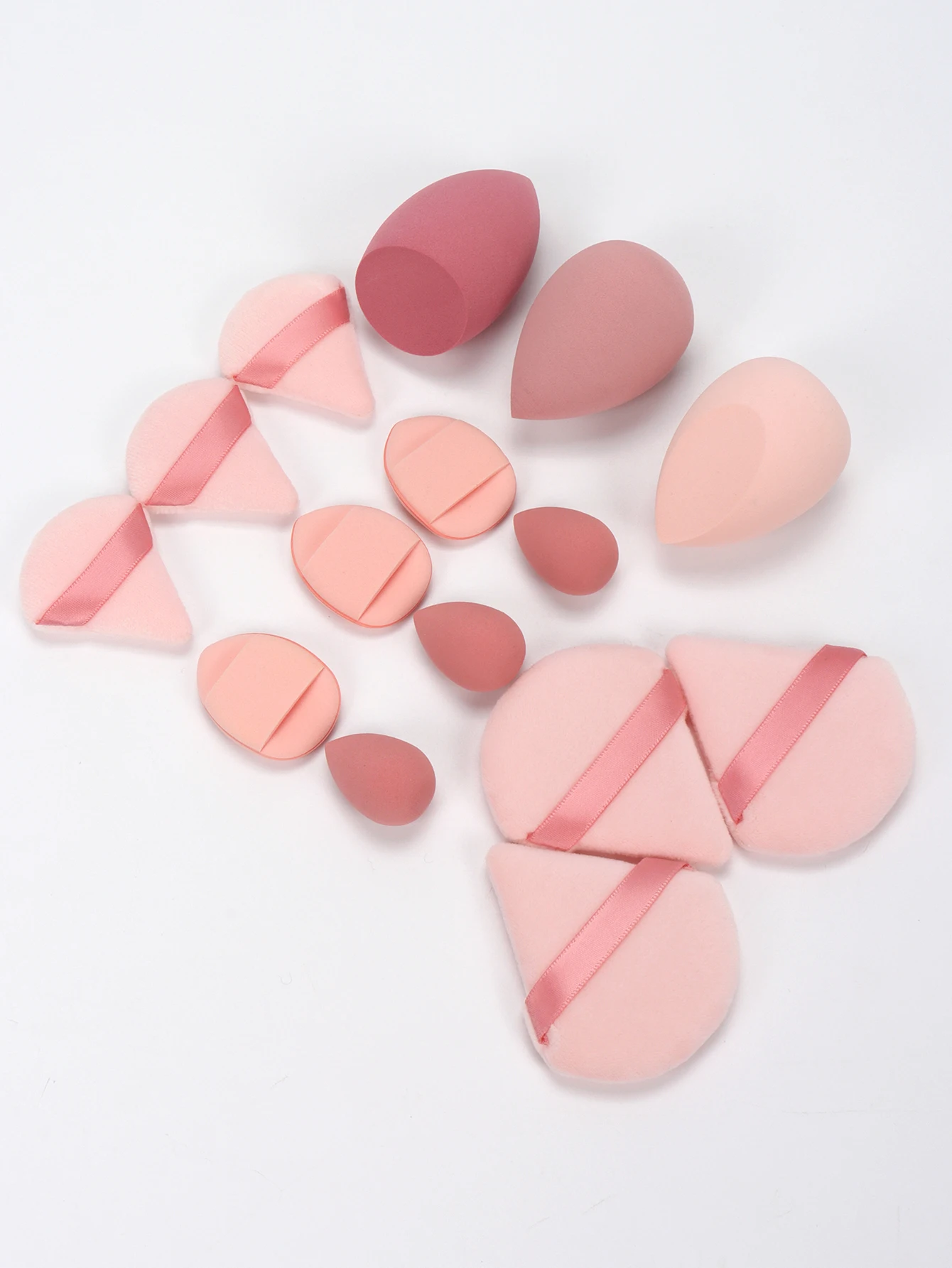 Mountain Raspberry 15-16-19-20-teiliges Set, multifunktionales Make-up-Werkzeug, das zu Wasser, trocken und nass freilegt wird größer