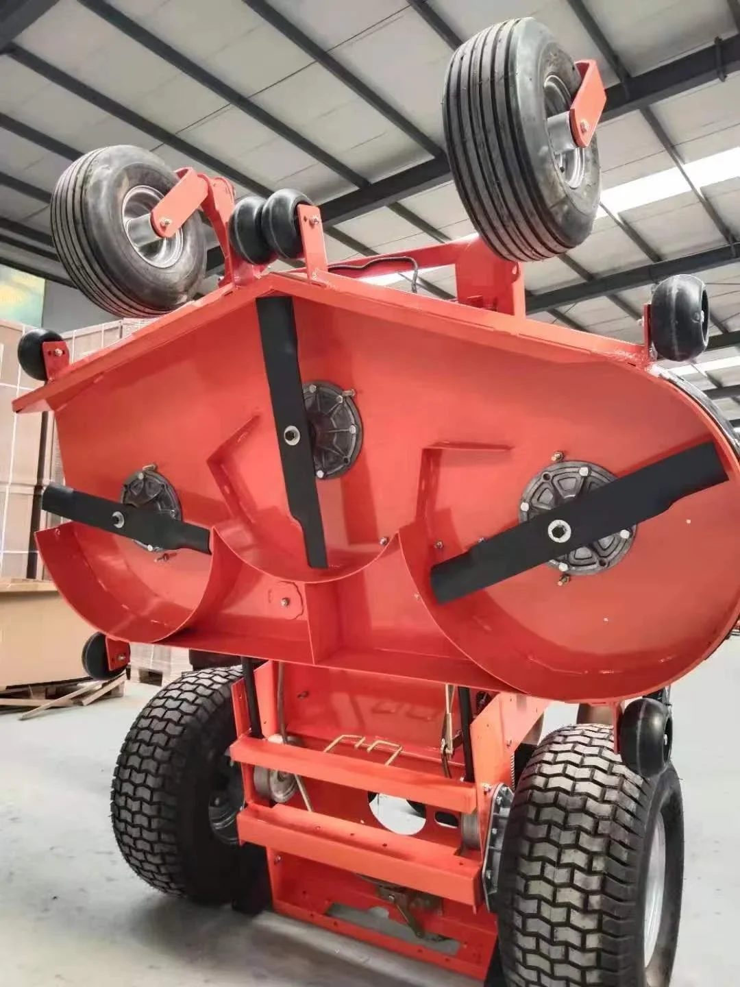 China Berühmte Rasenmäherherhersteller Turn Sit Down Rasenmäher 60-Zoll-Grünrasenmäher mit großer Leistung