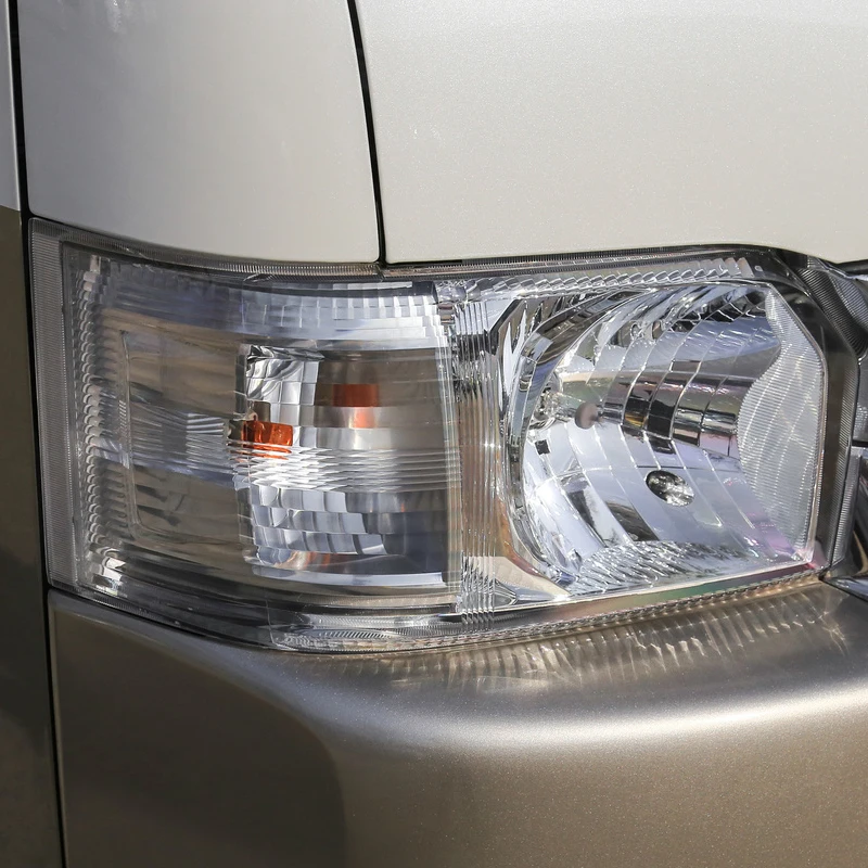 ฝาครอบไฟหน้าโปร่งใสโคมไฟไฟหน้า SHELL Plexiglass เปลี่ยนเลนส์เดิมสําหรับ Toyota Hiace 200 Series 2005 - 2010