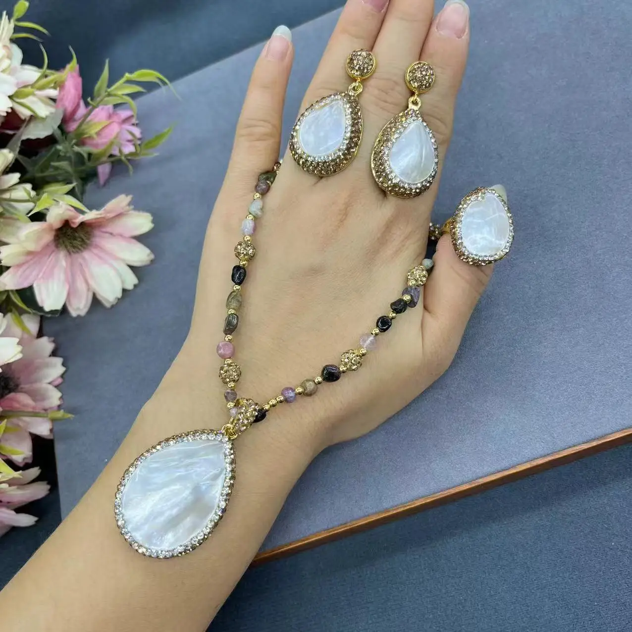 DIY accessories Autumn and winter new natural shell set tourmaline sweater chain Internet celebrity live broadcast with the same