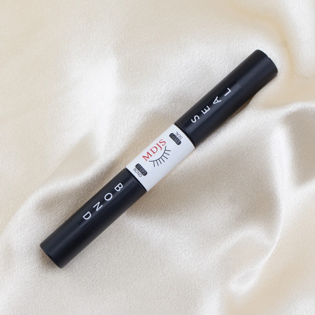 つけまつげ接着剤耐久性のある防水非刺激性速乾性マイルド無痛メイク落とし敏感な目