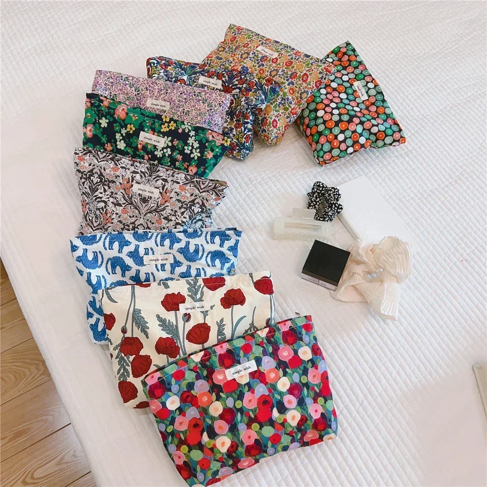 Cotton Ladies Travel Storage Lipstick Bag Retro Flower Women\'s Cosmetic Bags Cute Design Girls Pencil Case Makeup Bag Handbags