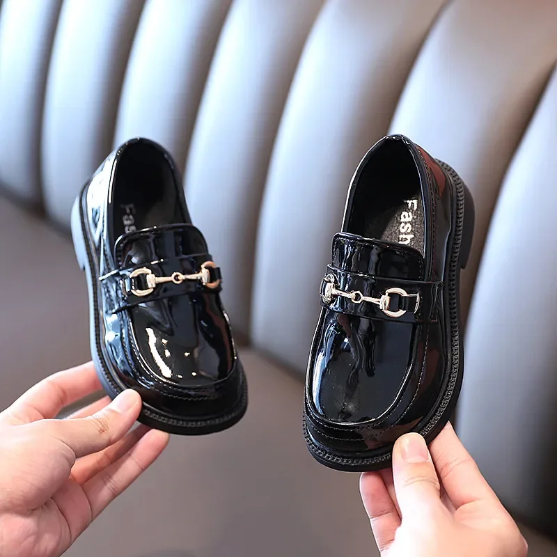 Kids Patent Leather Shoes Slip-On Boy Girl Square Heel Round Toes Shoes 2021 Autumn Retro Loafers Shoe Casual Walk 21-36