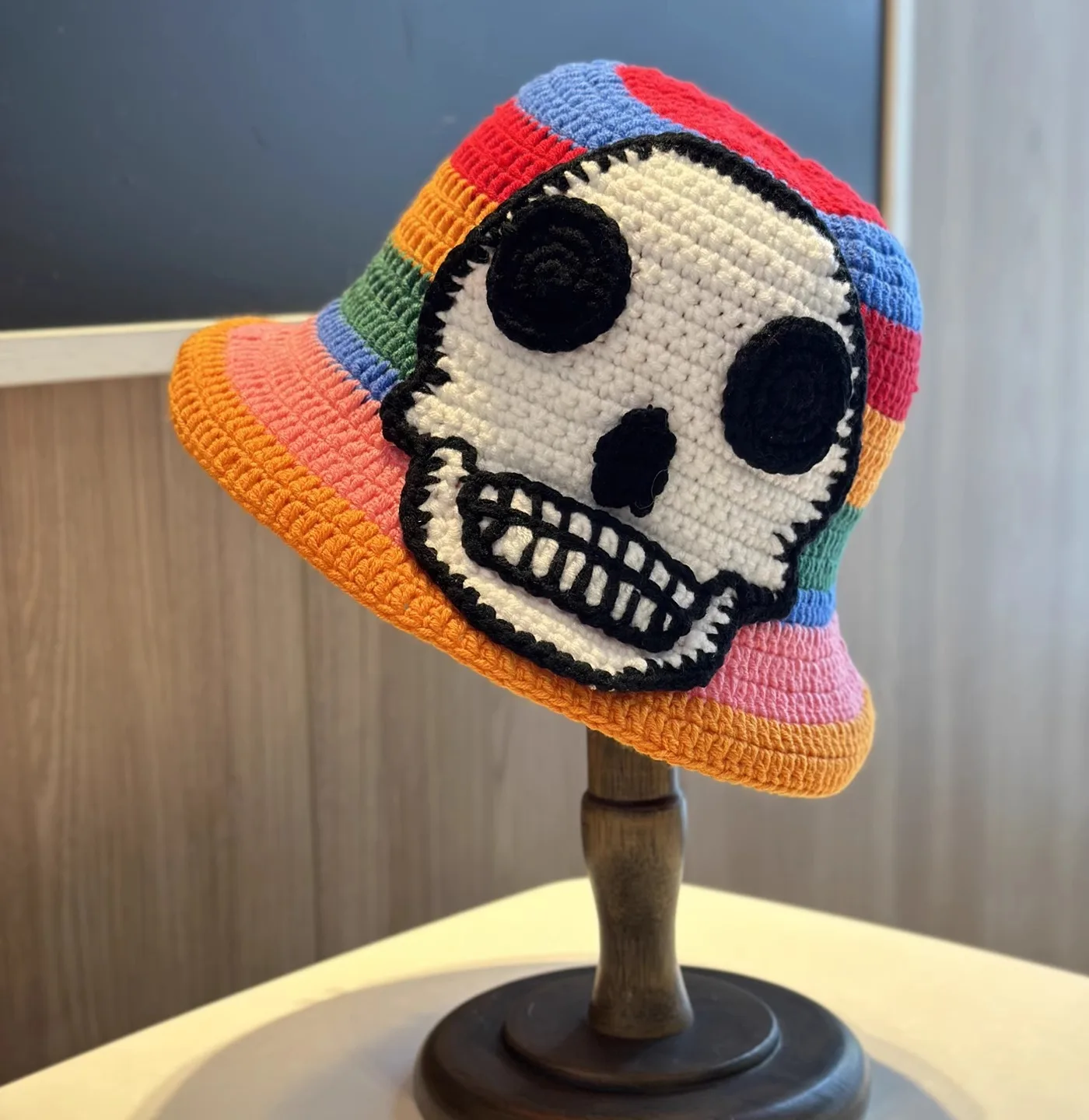 Skelett Stickerei Fischer Hut Winter handgemachte häkeln gestrickt Unisex Hip Hop Eimer Hut runde Becken Hut Halloween kalte Kappe – Detail 1