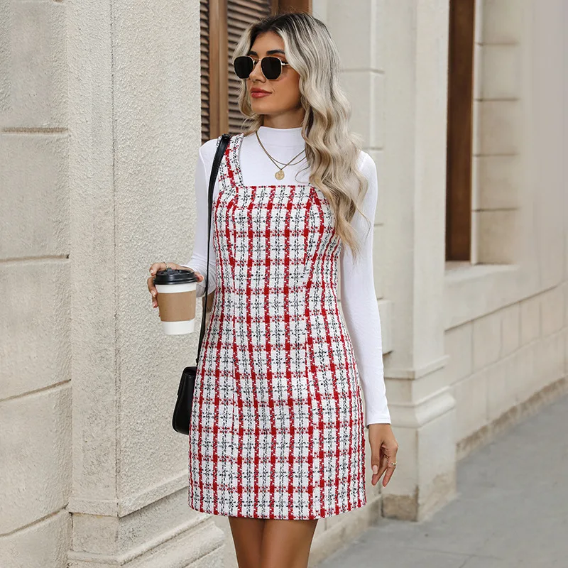 

Autumn 2025 New Women's Fashion Temperament Plaid Small Fragrant Woolen Dress Slim and Elegant Strapless Short Skirt Ladies