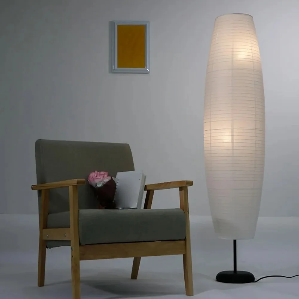 Pionowa minimalistyczna lampa podłogowa w stylu europejskim