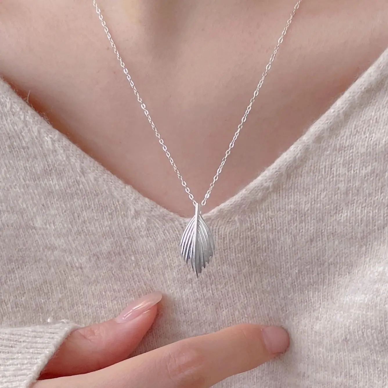 

45cm Silver 925 Necklace Leaf Simple Chain Elegant Women Jewelry Beautiful Plata 925 Necklace