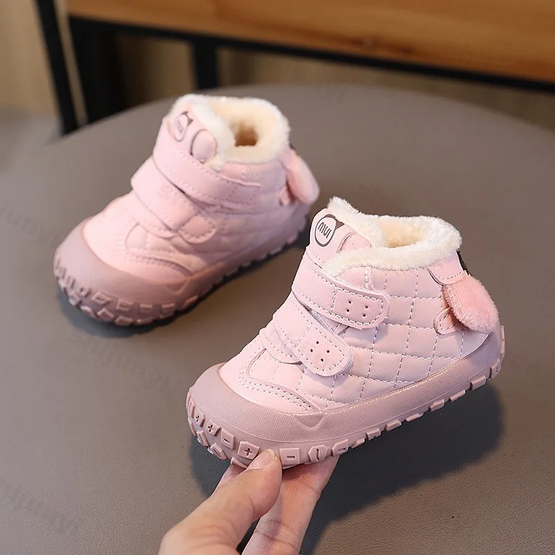 

Детские зимние ботинки, коллекция 2024, зимняя модная противоскользящая уличная хлопковая обувь для девочек, теплые плюшевые ботильоны на платформе с героями мультфильмов для малышей