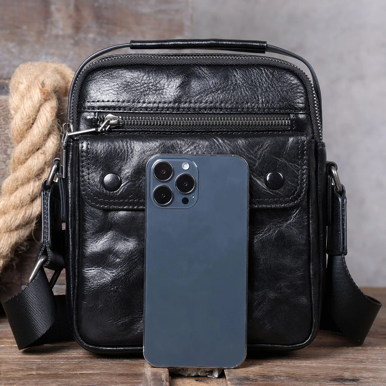 S.WORKER Echtleder Herren Umhängetasche Messenger Bag Crossbody-Taschen für Männer Rindsleder Oberleder Modischer Casual-Stil – Detail 18