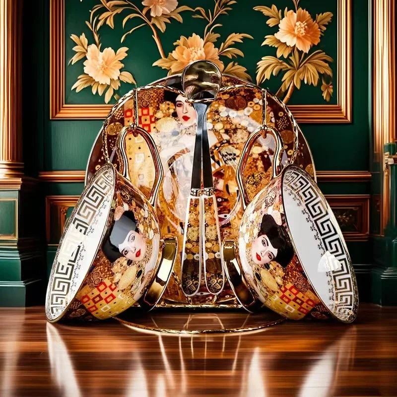 

Luxury Bone China Coffee Set European Porcelain 2 Cups Saucer Set with Gold Rack Ceramic Coffee Cups Tea Cup Afternoon Teatime