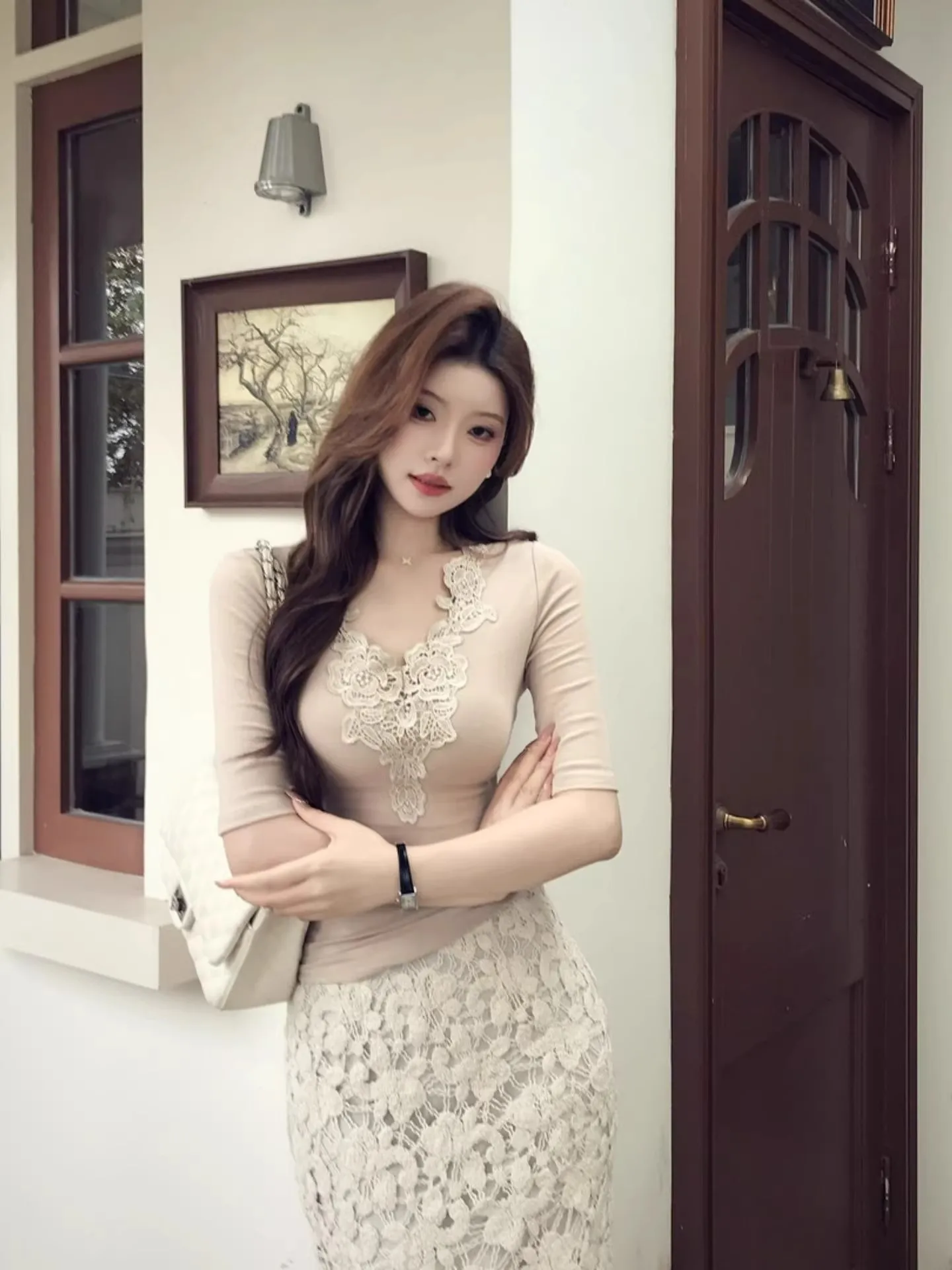 

Pink Lace V-neck Mid-sleeve T-shirt Women's Summer Sexy Pure Desire Waist-cinching Slim-fit Design Top French Style Universal...
