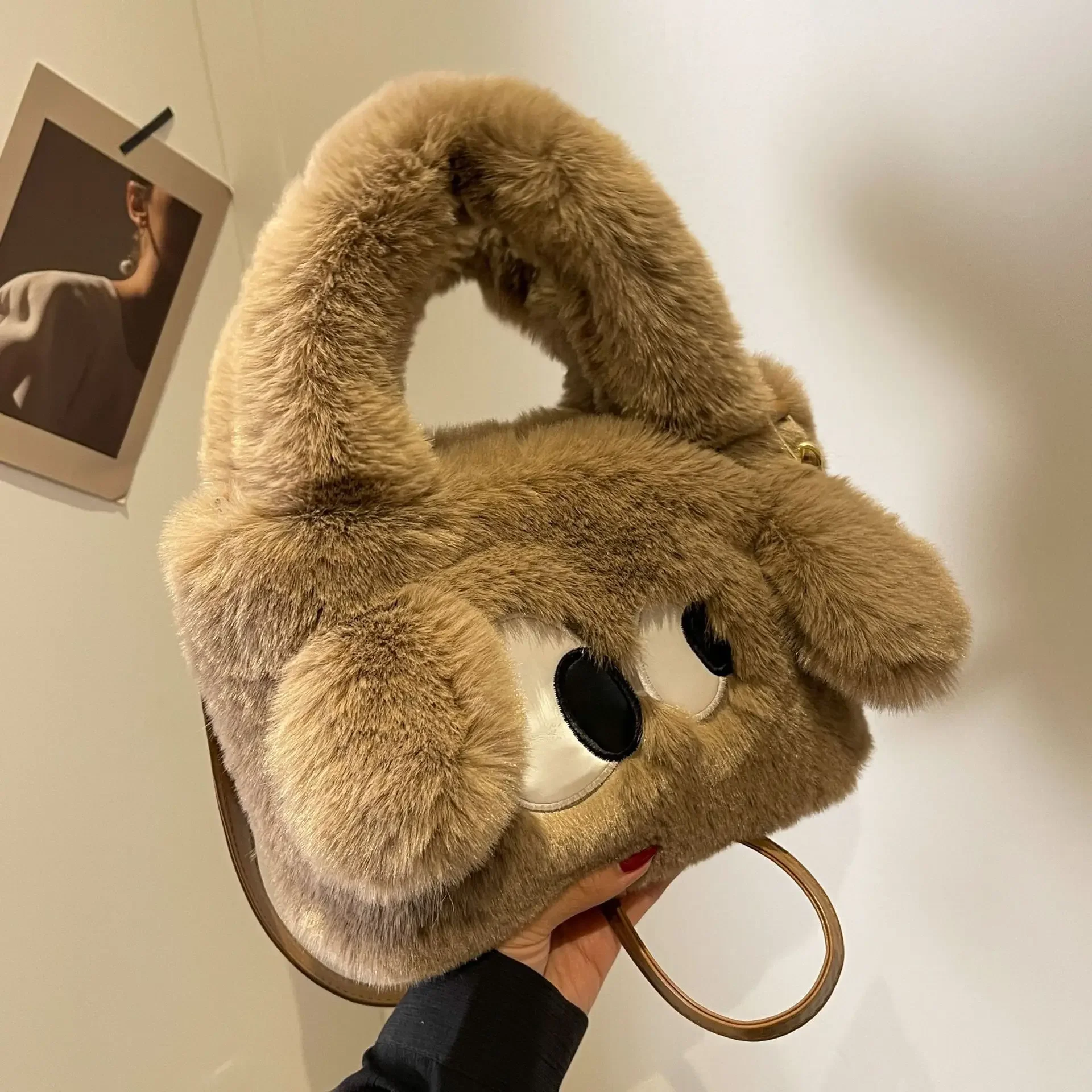 Sac à main en fourrure de dessin animé mignon Big Eyes Puppy, sacs à bandoulière en peluche, simple initié, automne et hiver 2023, E27