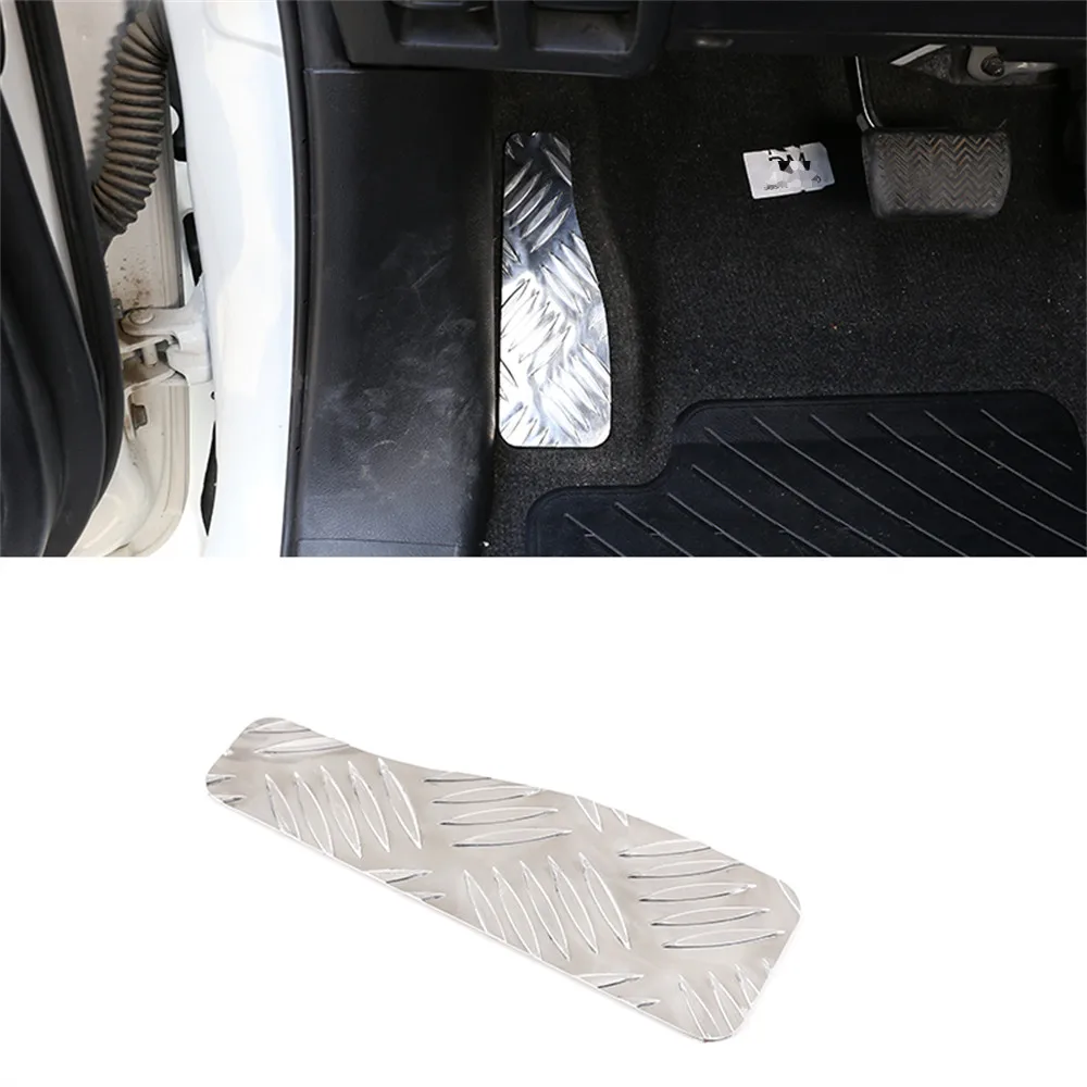

1PCS LHD Car Modification Aluminum Alloy Foot Rest Pedal Pad Cover For Toyota Hilux 2015-2024 Protection Trim Car Accessories