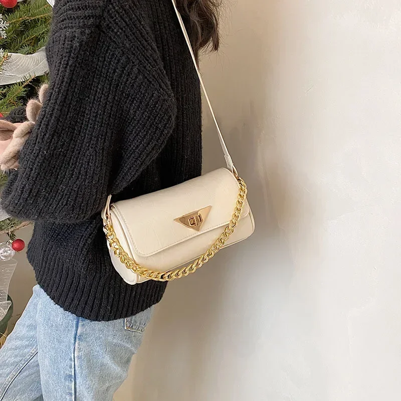 

2025 New Retro Fashion Small Square Bag - High-End Design, Simple Versatile, Shoulder/Messenger