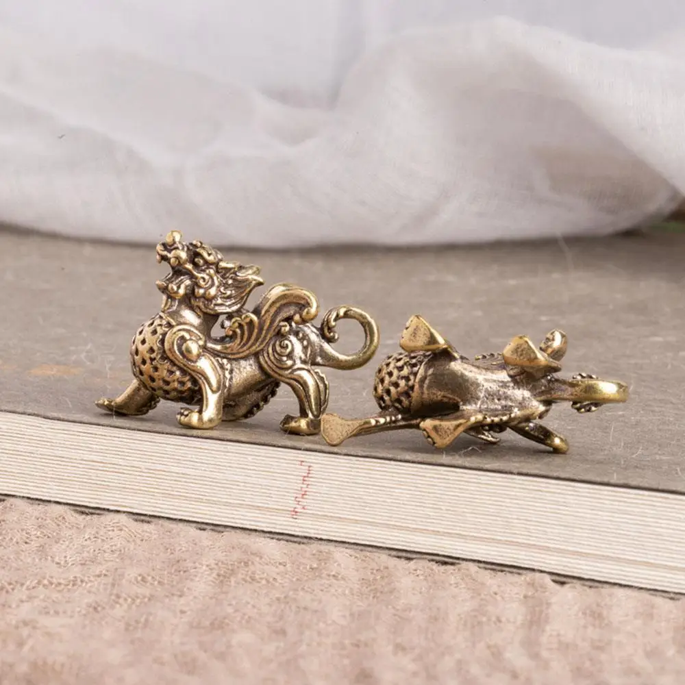Small Ornaments Retro Antique Solid Copper Decor Chinese Zodiac Qilin Dragon Pendant Chinese Style Vintage Supplies Useful Items