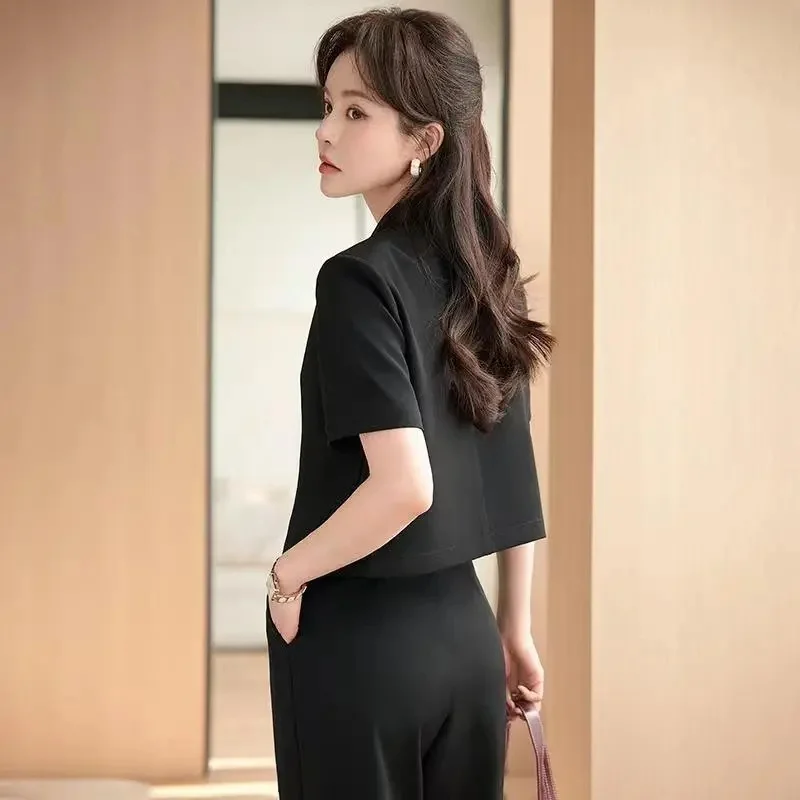 เสื้อสูทขนาดเล็กสําหรับผู้หญิง 2025 ชุดฤดูร้อนแขนสั้นเดินทางชิ้นเดียวความรู้สึกระดับไฮเอนด์เสื้อสูทสั้นสําหรับผู้หญิง