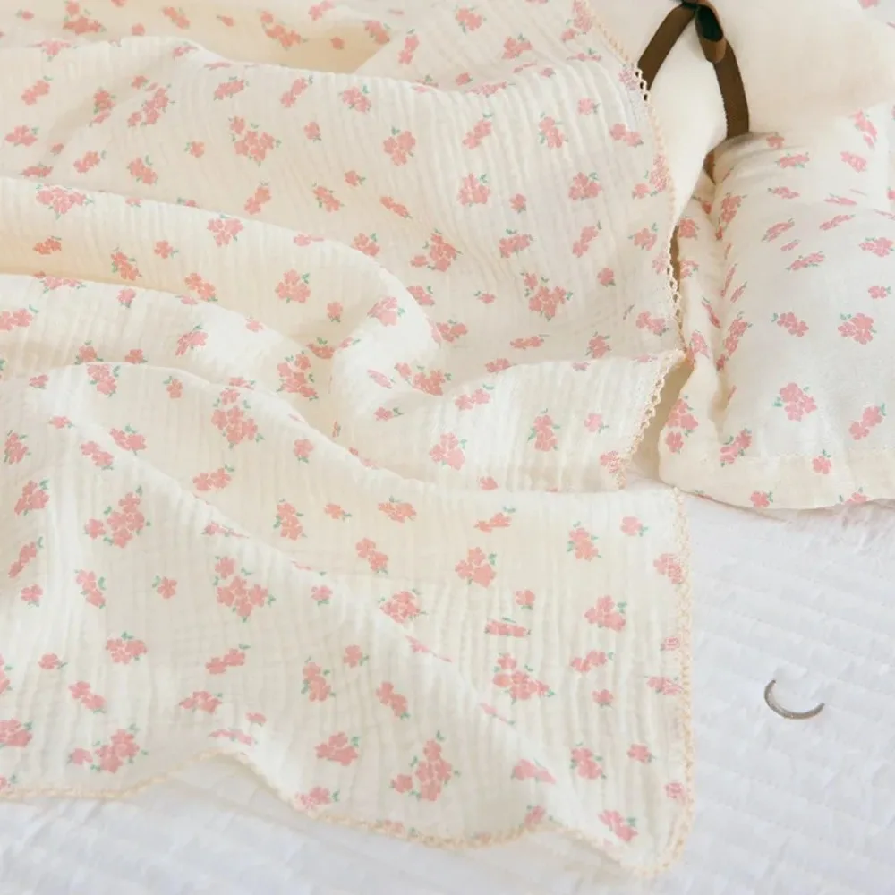 ผ้าห่มเด็กอ่อนเนื้อมัสลินลายดอกไม้สองชั้น ผ้าห่อตัวเด็กน้ำหนักเบา ผ้าห่มคลุมรถเข็นเด็ก ผ้าฝ้าย สำหรับฤดูร้อน
