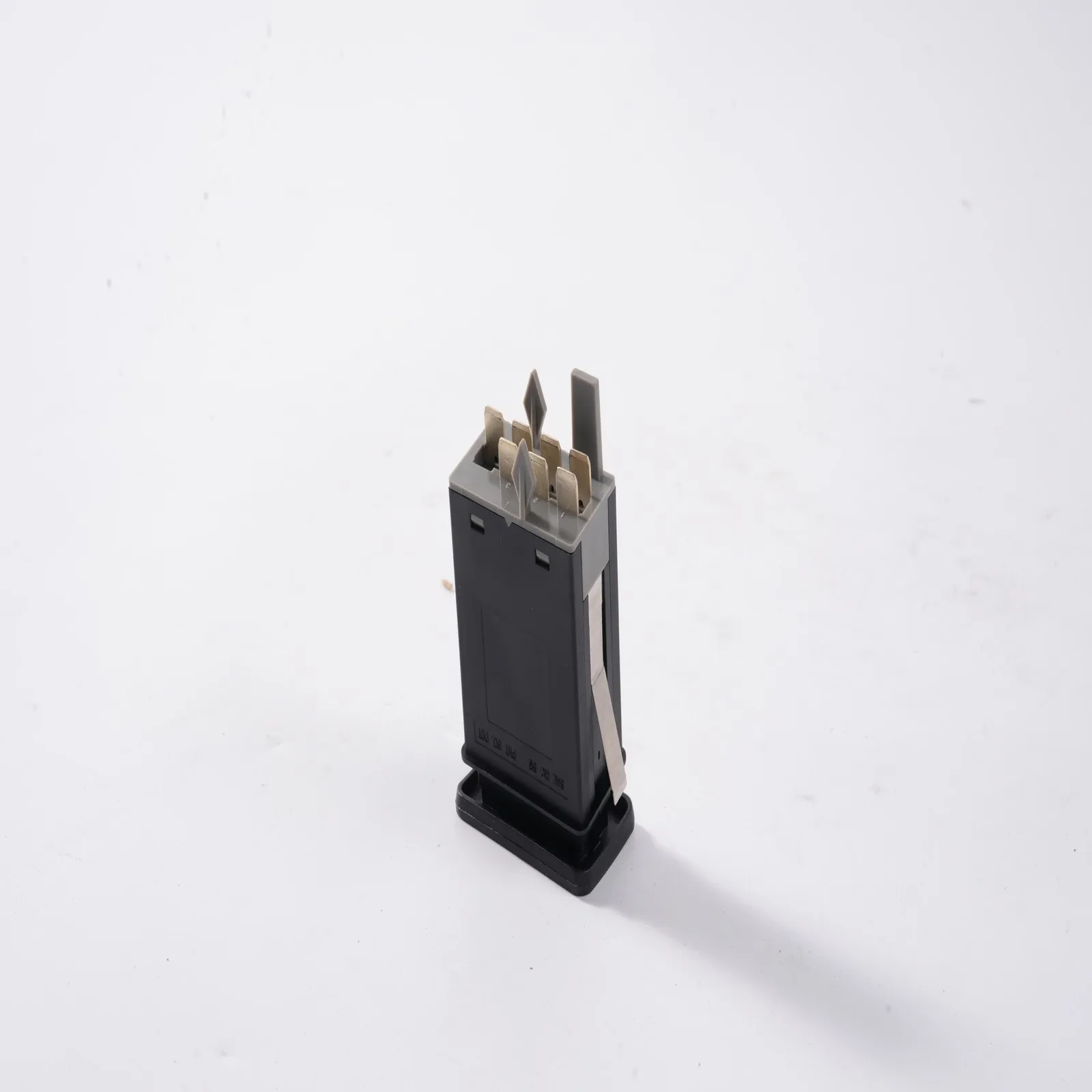 1PC Hazard Warning Switch 1J0953235D 1J0953235C 1J0953235E 1J0953235J FOR Golf Bora MK4 Auto Indicator Relay
