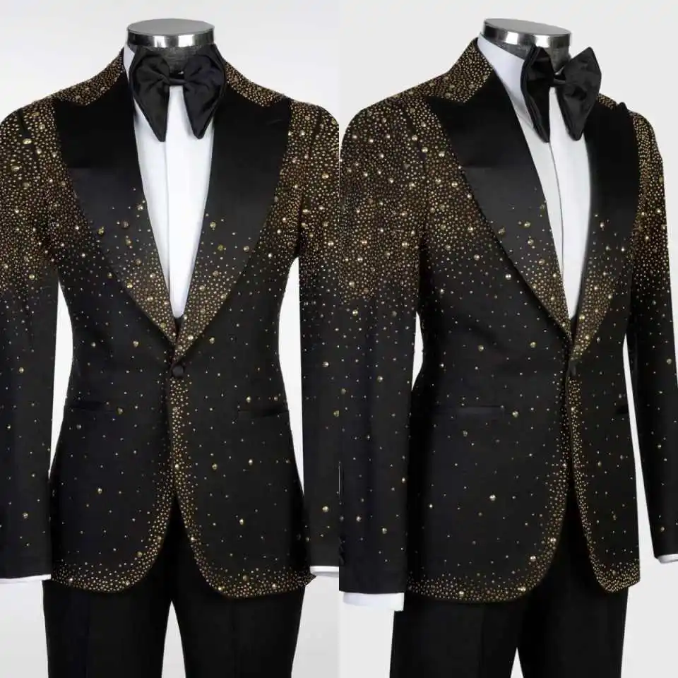 

Luxurious Beaded Groom Wedding Tuxedos Peaked Lapel One Button Jacket Sets Classic Fit Banquet Party 2 Pieces Customized