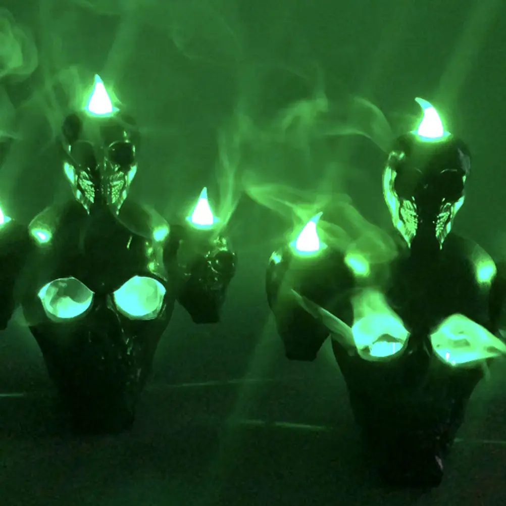 1-4PCS Battery Operated Skull Candle Smoky Sandalwood Scent Flickering LED Resin Decor for Haunted House Halloween Party Gift