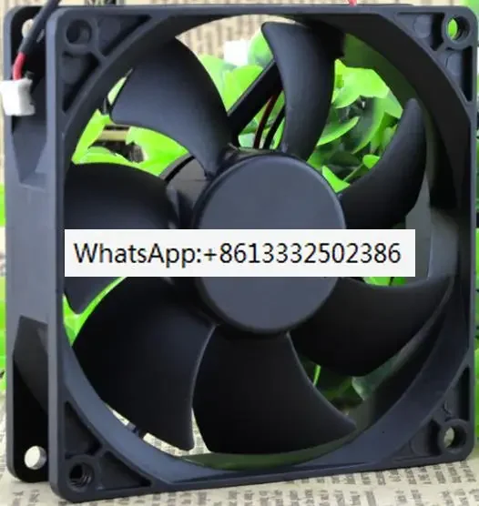 2pcs  AVC DS09225B12U P179 P178 DC 12V 0.56A 90x90x25mm Server Cooling Fan