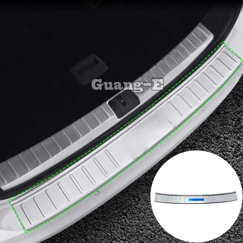 

For VW Volkswagen Touran L 2016 2017 2018 2019 2020 External Rear Bumper Protect Trunk Trim Stainless Steel Plate Pedal Parts