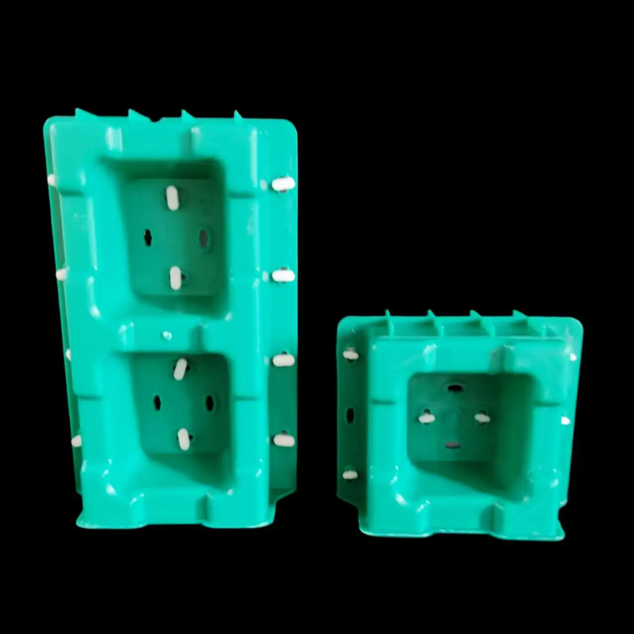 Hollow Interlocking Brick Mold PP Plastic Concrete Block Mould for Building Wall