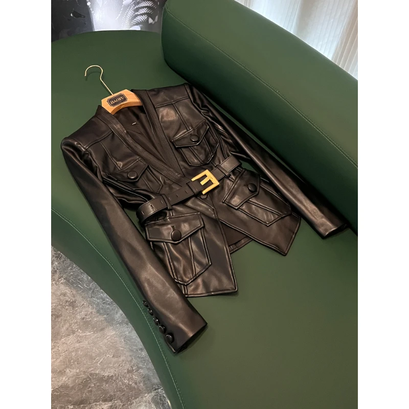 

Мода ранней осени 2025 года, двубортный ремень с зубцами, шелковая короткая куртка из искусственной кожи, офисная верхняя одежда с карманами, черная