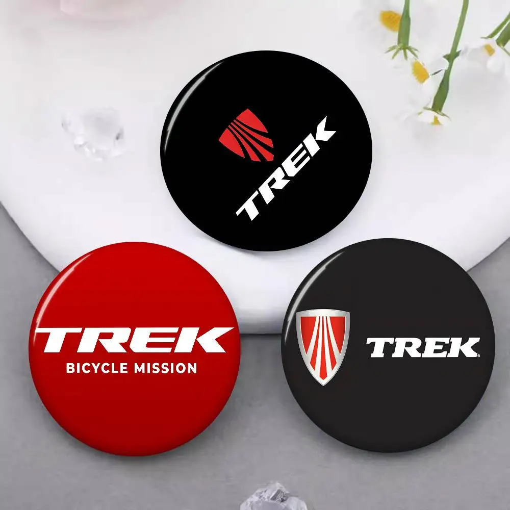 Bike Brand T-Trek Creative Pins Funny Faces Round Snap-in Brooch Badge Backpack Hat Accessories Jewelry Gifts