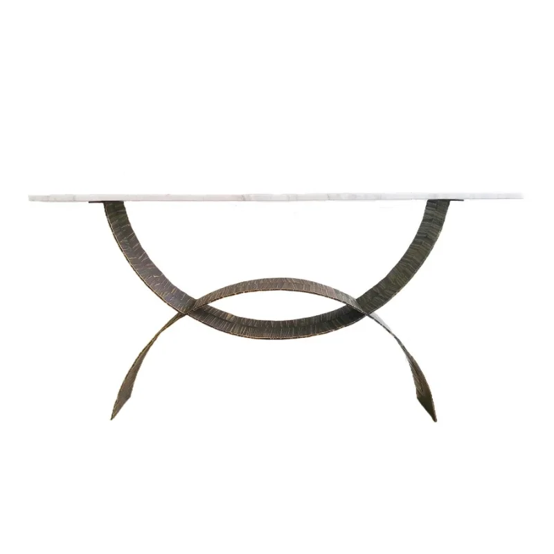 

American light luxur y retro forg ed wro ught iron personal ized entr ance ta ble/so ft decoration desig n/villa