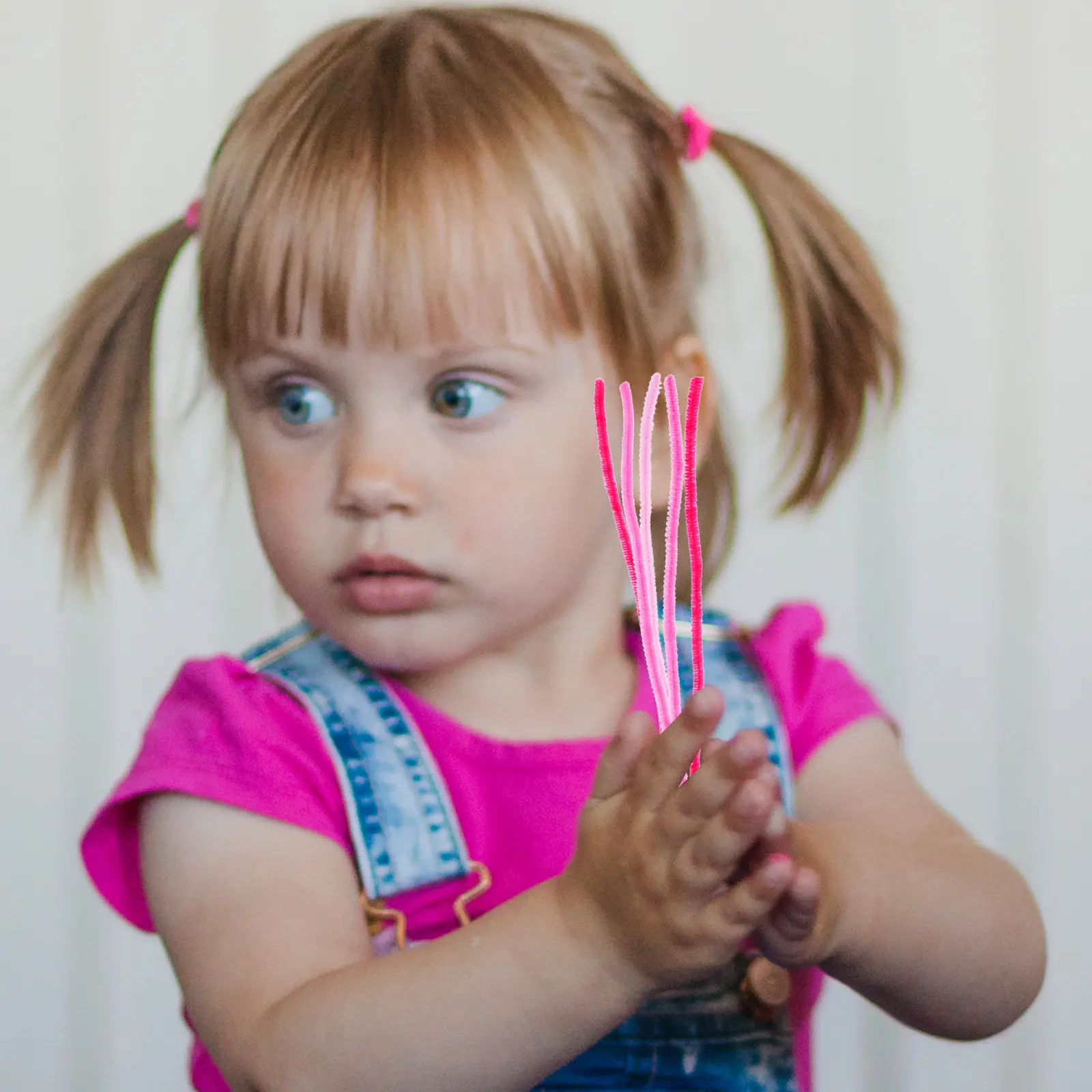 

100Pcs Vibrant Mixed Color Chenille Stems DIY Craft Pipe Cleaners for Creative Projects Crafting Decorations Fine Motor Skill