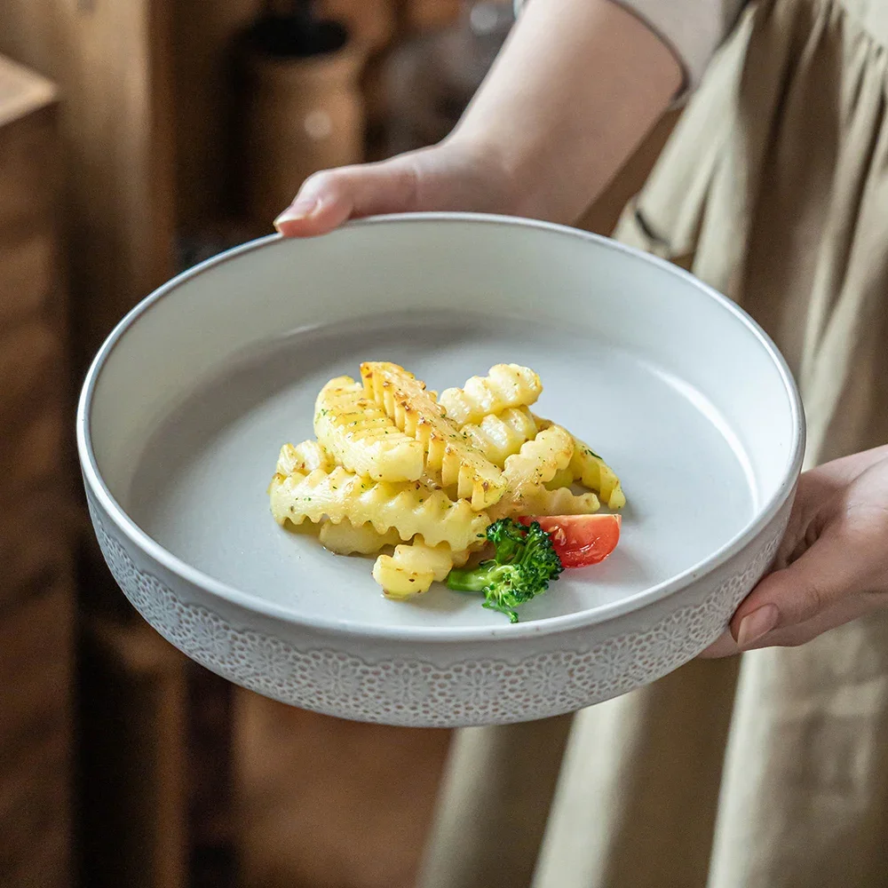 Japanese Style Ceramic Deep Plate Floral Relief Round Porcelain Restaurant Homehold Dinnerware Vegetables Fruit Salad Plates