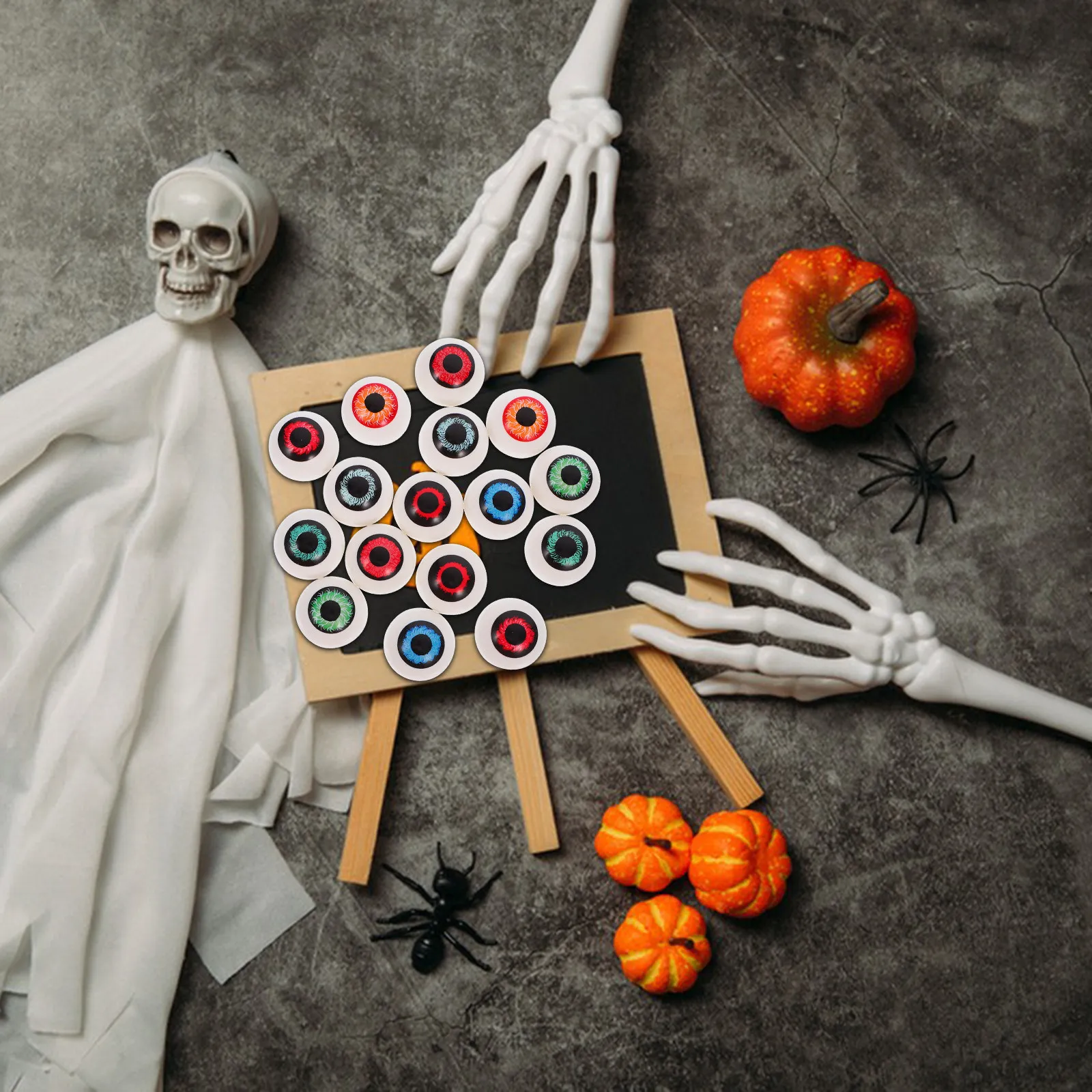 

16Pcs Realistic Plastic Halloween Eyeball Props Horror Decor for Parties Festivals DIY Crafts Scary Jokes Wear-Resistant Fake