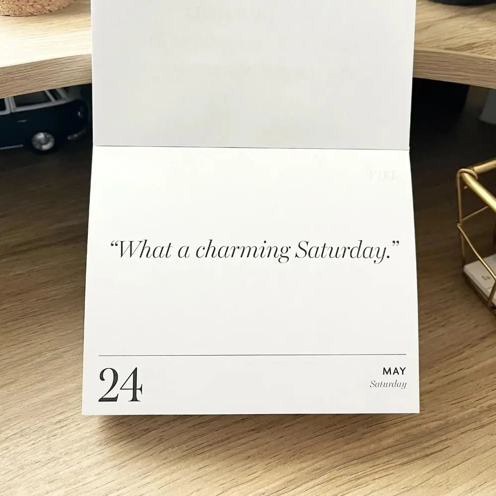 Calendario de escritorio divertido Calenda 2025, decoración diaria del hogar, planificación del tiempo, calendario lírico de página A-Day de 2025, regalos de Año Nuevo