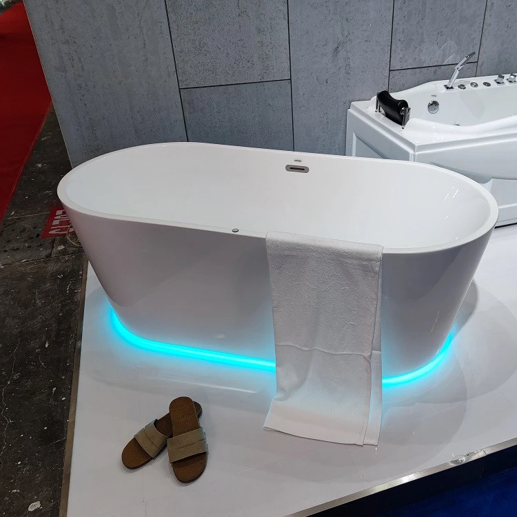 White Bath Tub Acrylic Oval Free Standing Bathtub For Adults