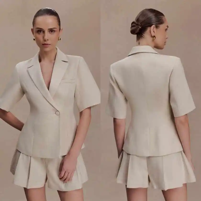 Simple Short Sleeve Beige Women's Suit 2-Piece Single-Breasted Formal Office Party Wear Blazer & Pleated Shorts Set Customized