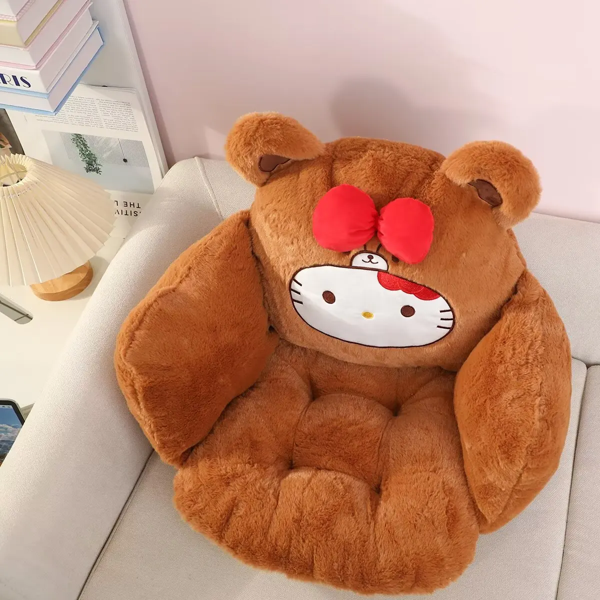 وسادة مقعد كاواي هالو كيتي على الطراز الياباني وسادة كرسي محشوة من القطيفة مع مسند ظهر ناعم للمنزل والمكتب مريح